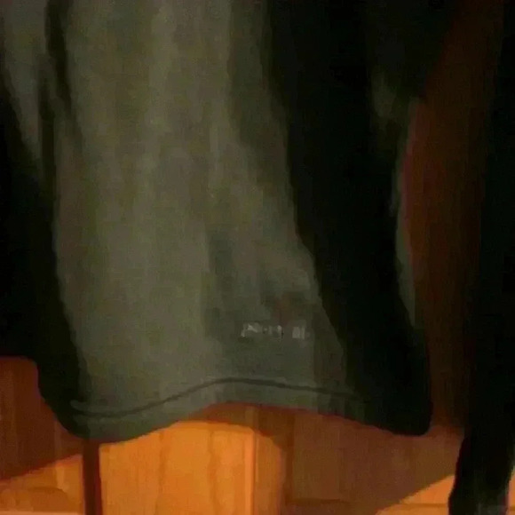 Patagonia Vintage Women’s R.5 black quarter zip pullover. Size large - Picture 4 of 9